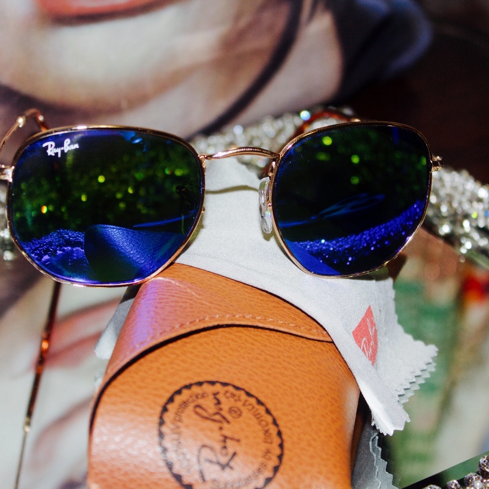 Stunning Ray Ban Blue on Gold - Picture 2 of 7